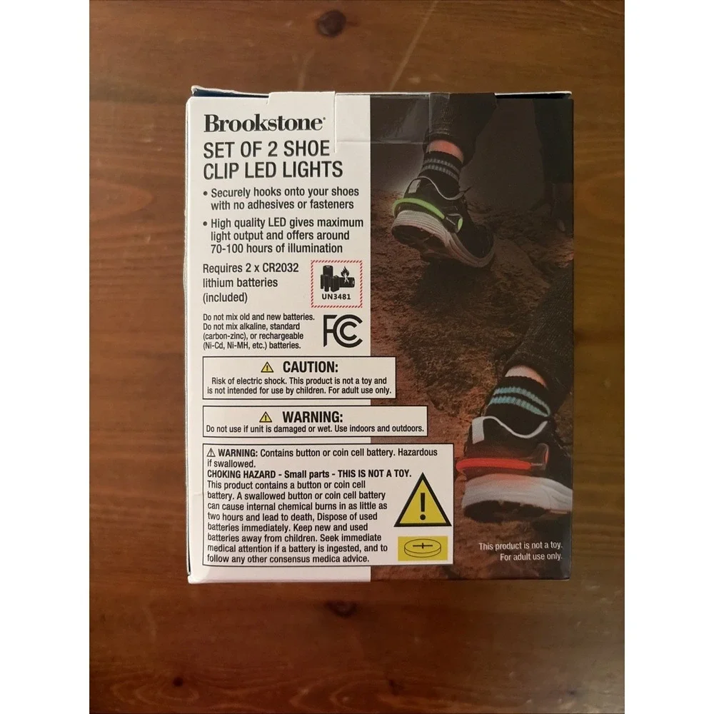 Brookstone Set Of 2 Shoe Clip LED Lights Green And Red New In‎ Box